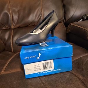 Easy Street Women's Passion Dress Pump,New Navy,10 M US